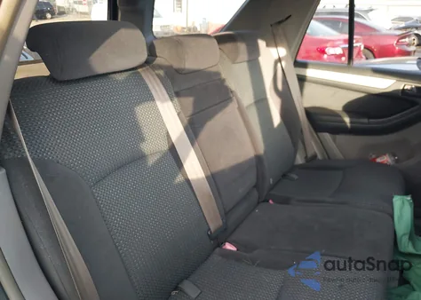 2004 Toyota 4Runner Sr5 Sport V6 z USA, uszkodzony, nr VIN JTEBU14RX40026120